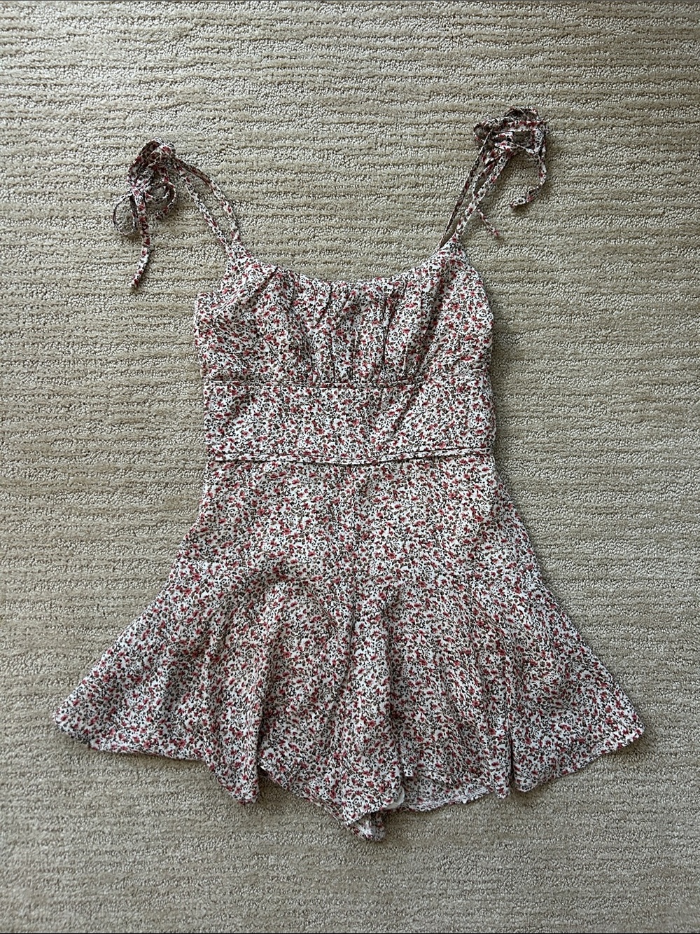 Princess Polly Floral Tie-Shoulder Romper in White, Pink, and Red